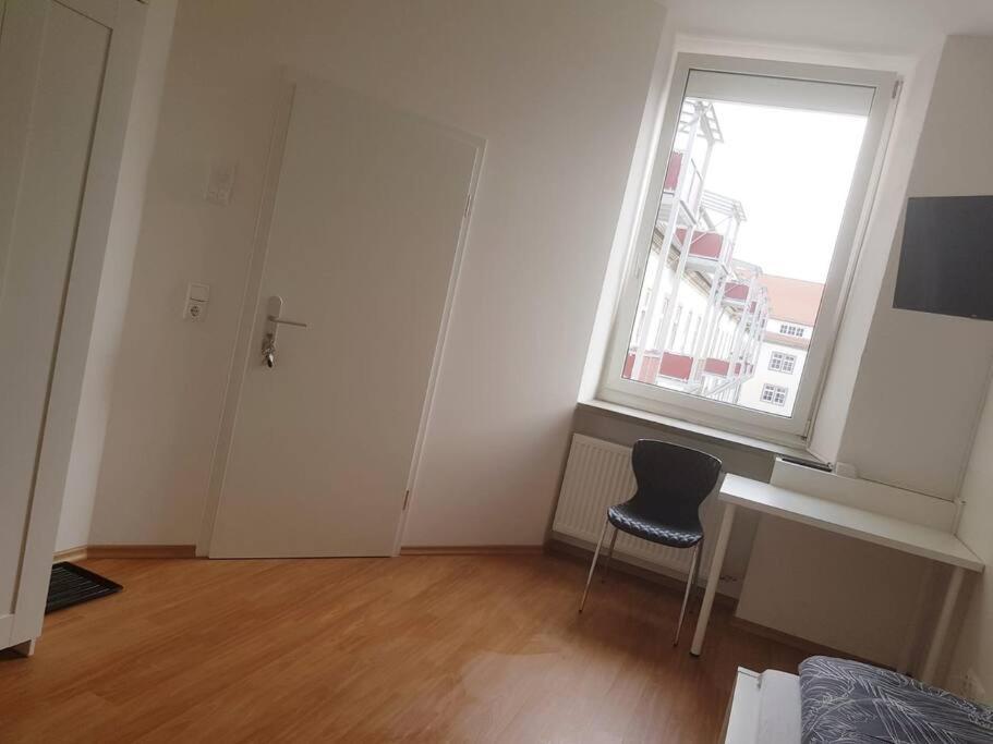 Helles Apartment Neutraubling Exterior foto